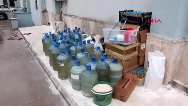 TOKAT ERBAA'DA BİN 400 LİTRE SAHTE İÇKİ ELE GEÇİRİLDİ TOKAT ERBAA'DA BİN 400 LİTRE SAHTE İÇKİ ELE GEÇİRİLDİ