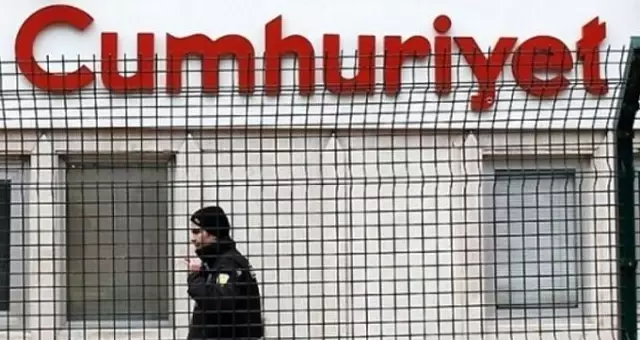 Yargıtay Başsavcılığı'ndan, Cumhuriyet'in eski yönetici ve yazarlarına beraat talebi Yargıtay Başsavcılığı'ndan, Cumhuriyet'in eski yönetici ve yazarlarına beraat talebi