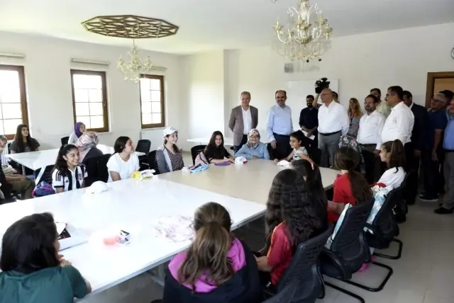 Başkan Altay: 'İnsanımızın yaşadığı yerde gelirini artıracağız' Başkan Altay: 'İnsanımızın yaşadığı yerde gelirini artıracağız'