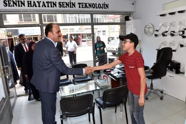 Başkan Altay: 'İnsanımızın yaşadığı yerde gelirini artıracağız' Başkan Altay: 'İnsanımızın yaşadığı yerde gelirini artıracağız'