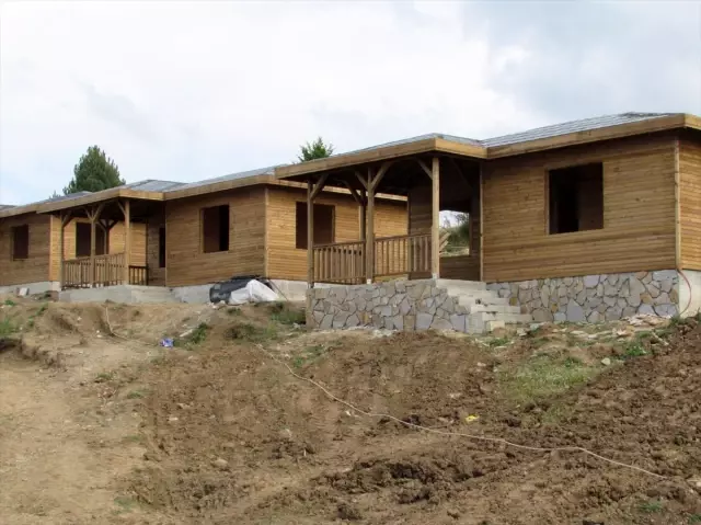 Başkan Özel bungalov evleri inceledi haberi fotografı, fotografları