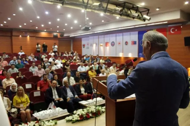 Bayrampaşa'da 'Sağlık Sporda, Bağlan Hayata' Projesinin tanıtımı yapıldı Bayrampaşa'da 'Sağlık Sporda, Bağlan Hayata' Projesinin tanıtımı yapıldı