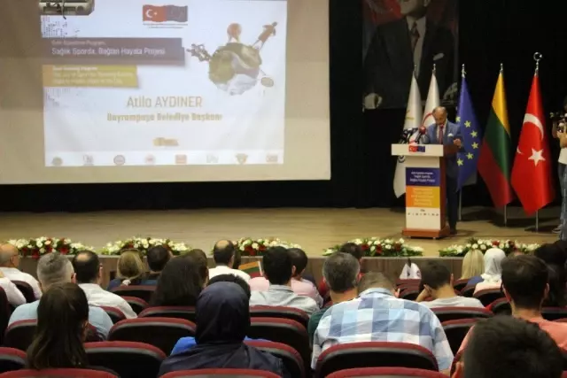 Bayrampaşa'da 'Sağlık Sporda, Bağlan Hayata' Projesinin tanıtımı yapıldı Bayrampaşa'da 'Sağlık Sporda, Bağlan Hayata' Projesinin tanıtımı yapıldı