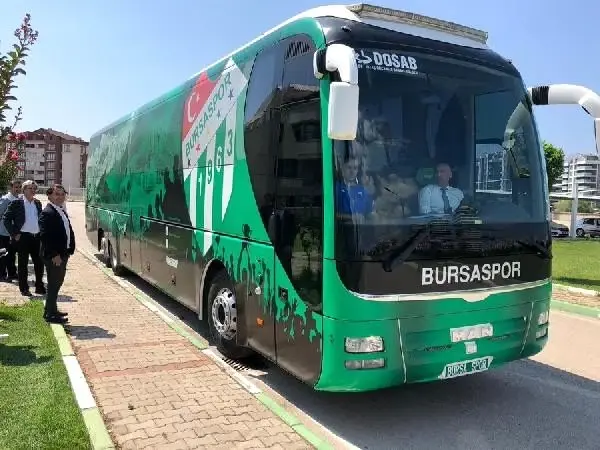 Bursaspor, haczedilen takım otobüsünü geri aldı