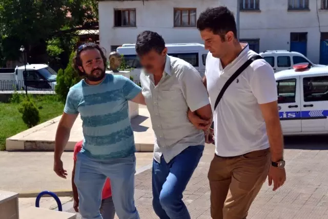 Günlerdir haber alınamayan kadının evinde satırla öldürüldüğü tespit edildi