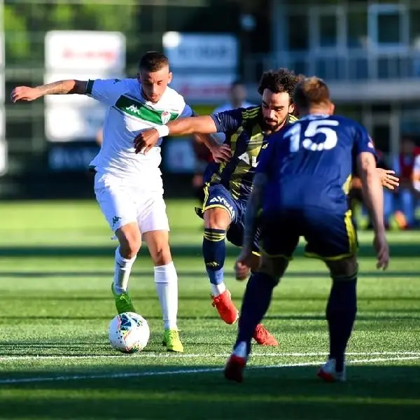 Fenerbahçe, Bursaspor'u mağlup etti