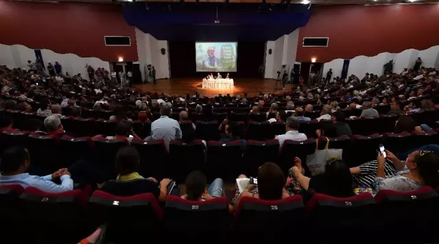 İzmir Buluşmaları'nın ikincisinde tarım ve sağlıklı gıda masaya yatırıldı