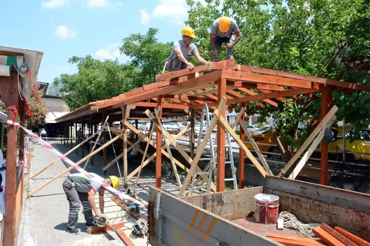 Menteşe el sanatları üretici pazarı yenileniyor