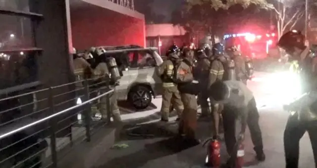 Seul'de bir kişi Japonya Büyükelçiliği önünde kendini yaktı