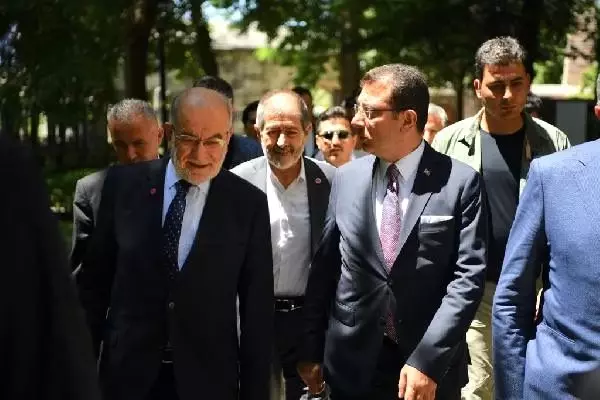 Ekrem İmamoğlu'nu ziyaret eden Temel Karamollaoğlu: Omuzlarına çok ağır bir yük yüklendi