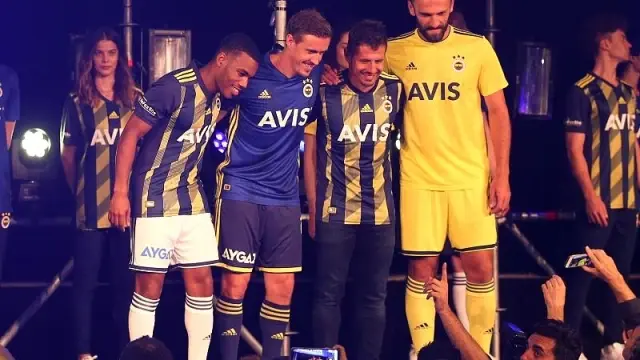 UEFA Fenerbahçe'nin Finansal Fair Play cezasını açıkladı, Avrupa kupalarından men edilme yok