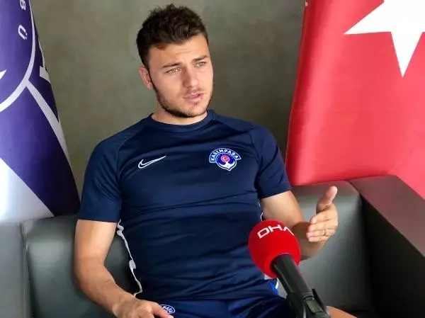 Yusuf Erdoğan: Galatasaray'a transferim formayı giydiğim için tamamlanmadıysa bu çok komik Yusuf Erdoğan: Galatasaray'a transferim formayı giydiğim için tamamlanmadıysa bu çok komik