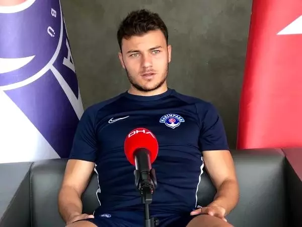 Yusuf Erdoğan: Galatasaray'a transferim formayı giydiğim için tamamlanmadıysa bu çok komik Yusuf Erdoğan: Galatasaray'a transferim formayı giydiğim için tamamlanmadıysa bu çok komik