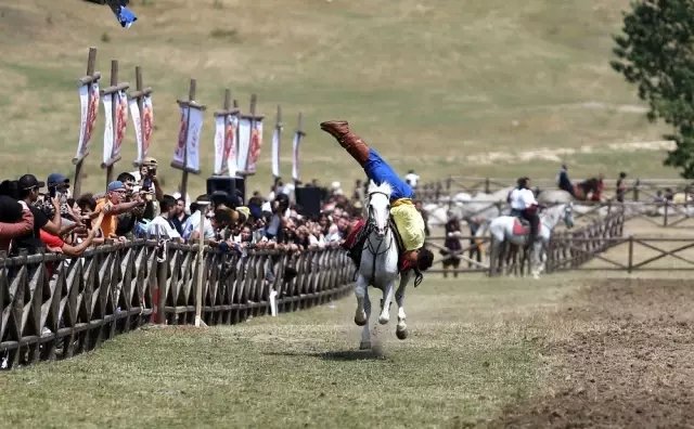 Ata sporlarına nefes kesen açılış Ata sporlarına nefes kesen açılış