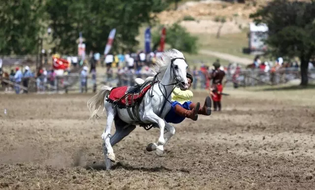 Ata sporlarına nefes kesen açılış Ata sporlarına nefes kesen açılış