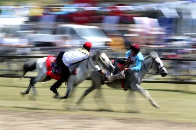 Ata sporlarına nefes kesen açılış Ata sporlarına nefes kesen açılış