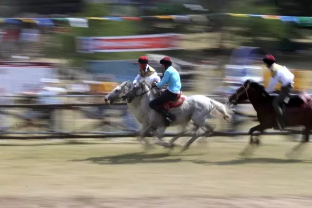 Ata sporlarına nefes kesen açılış Ata sporlarına nefes kesen açılış