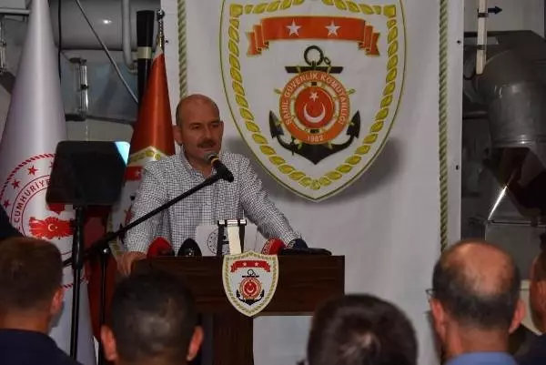 Bakan Soylu ve Pakdemirli'den gençlik merkezine ziyaret (2)