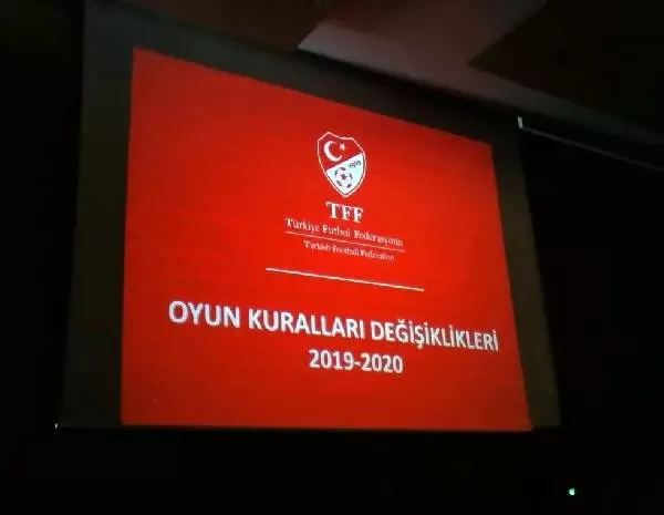Beşiktaşlı futbolcular yeni sezon kuralları hakkında bilgilendirildi Beşiktaşlı futbolcular yeni sezon kuralları hakkında bilgilendirildi