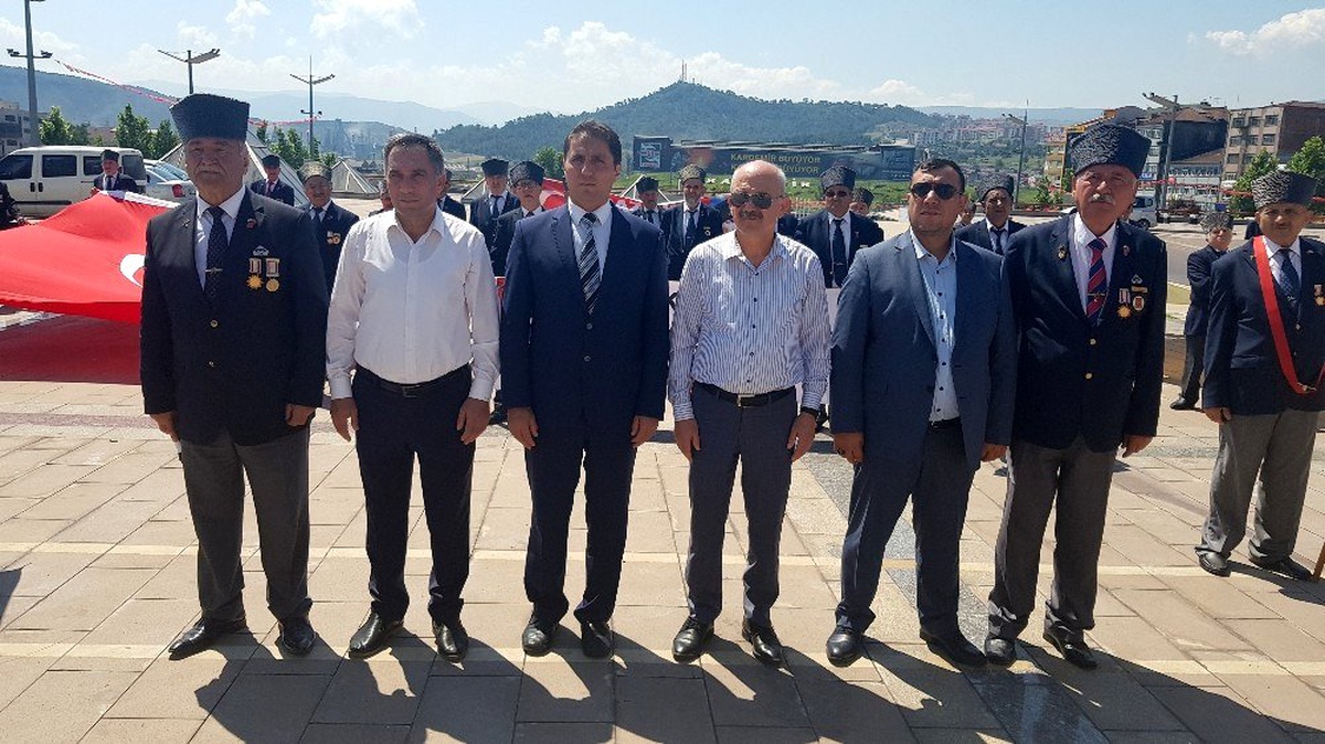 Karabük'te Kıbrıs Barış Harekatı'nın 45. yıl dönümü için tören düzenlendi