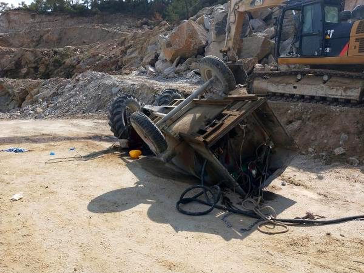 Maden ocağında 2 ay önce işe başlayan genç, traktörün devrilmesiyle öldü