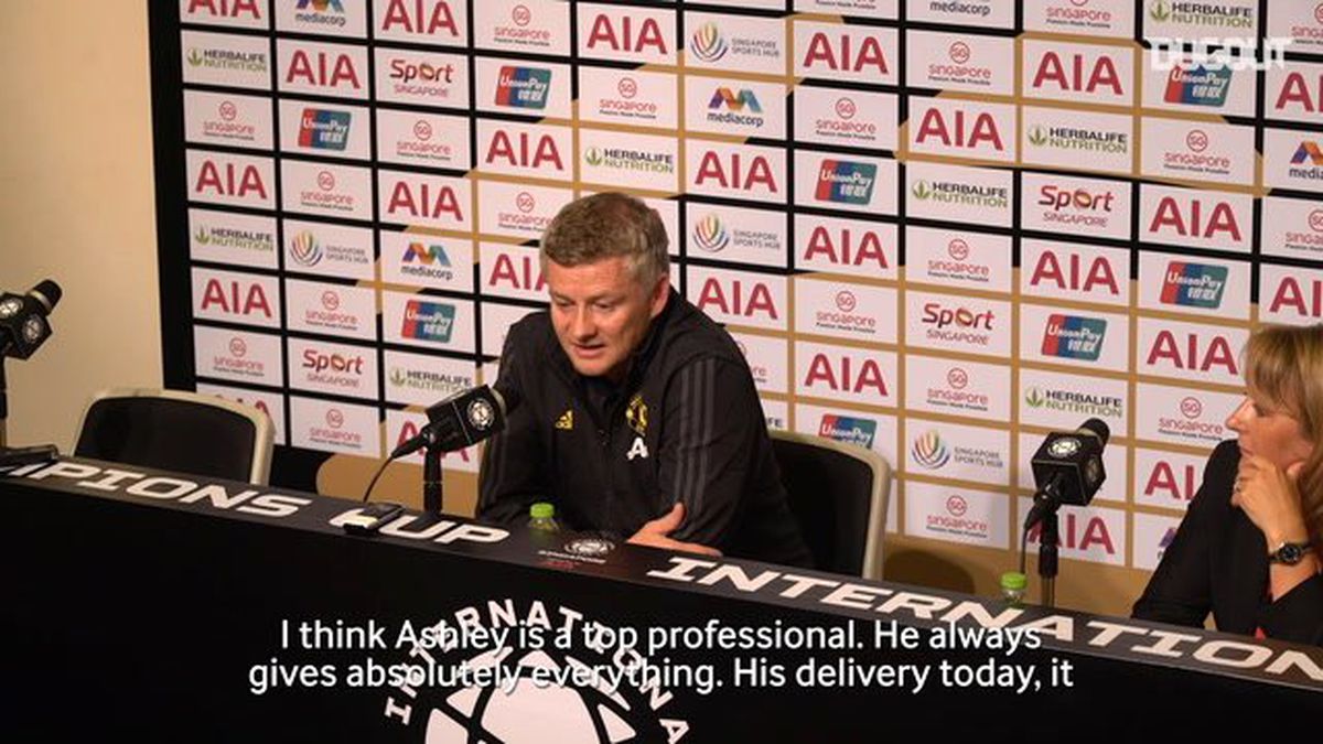 Ole Gunnar Solskjaer: 'Ashley Genç En İyi Bir Profesyoneldir'
