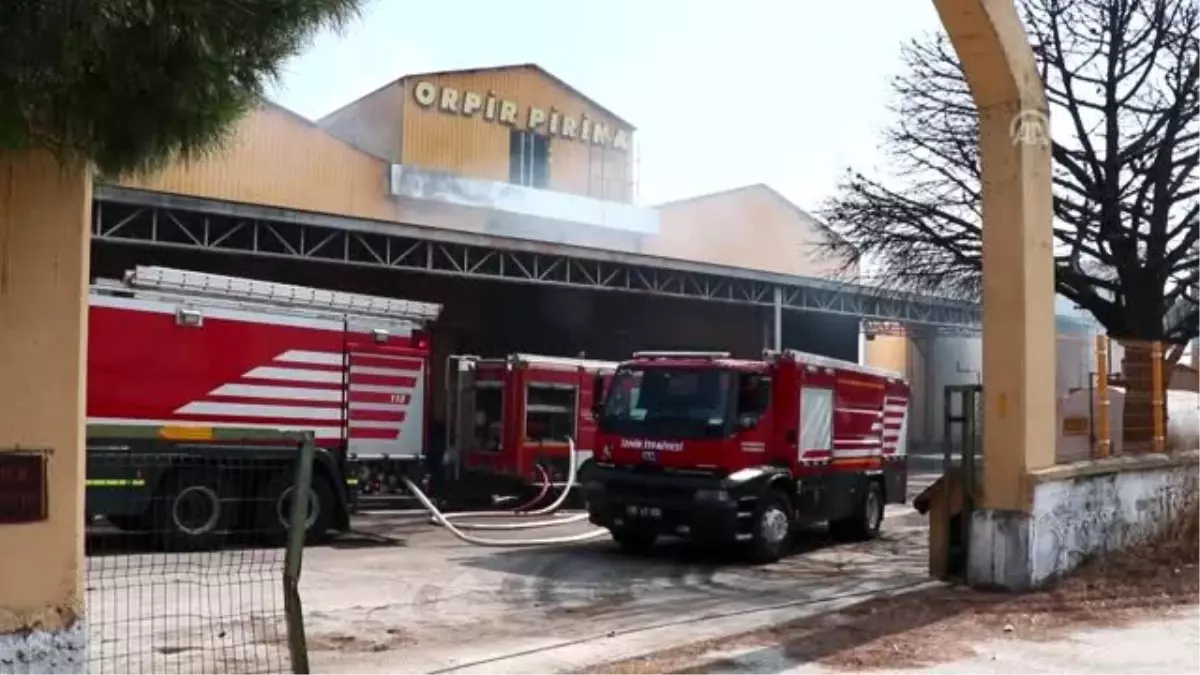 Pirina fabrikasında çıkan yangın söndürüldü