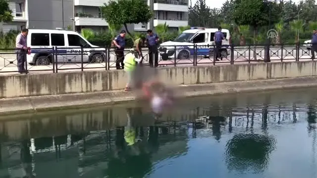 Sulama kanalında kadın cesedi bulundu Sulama kanalında kadın cesedi bulundu