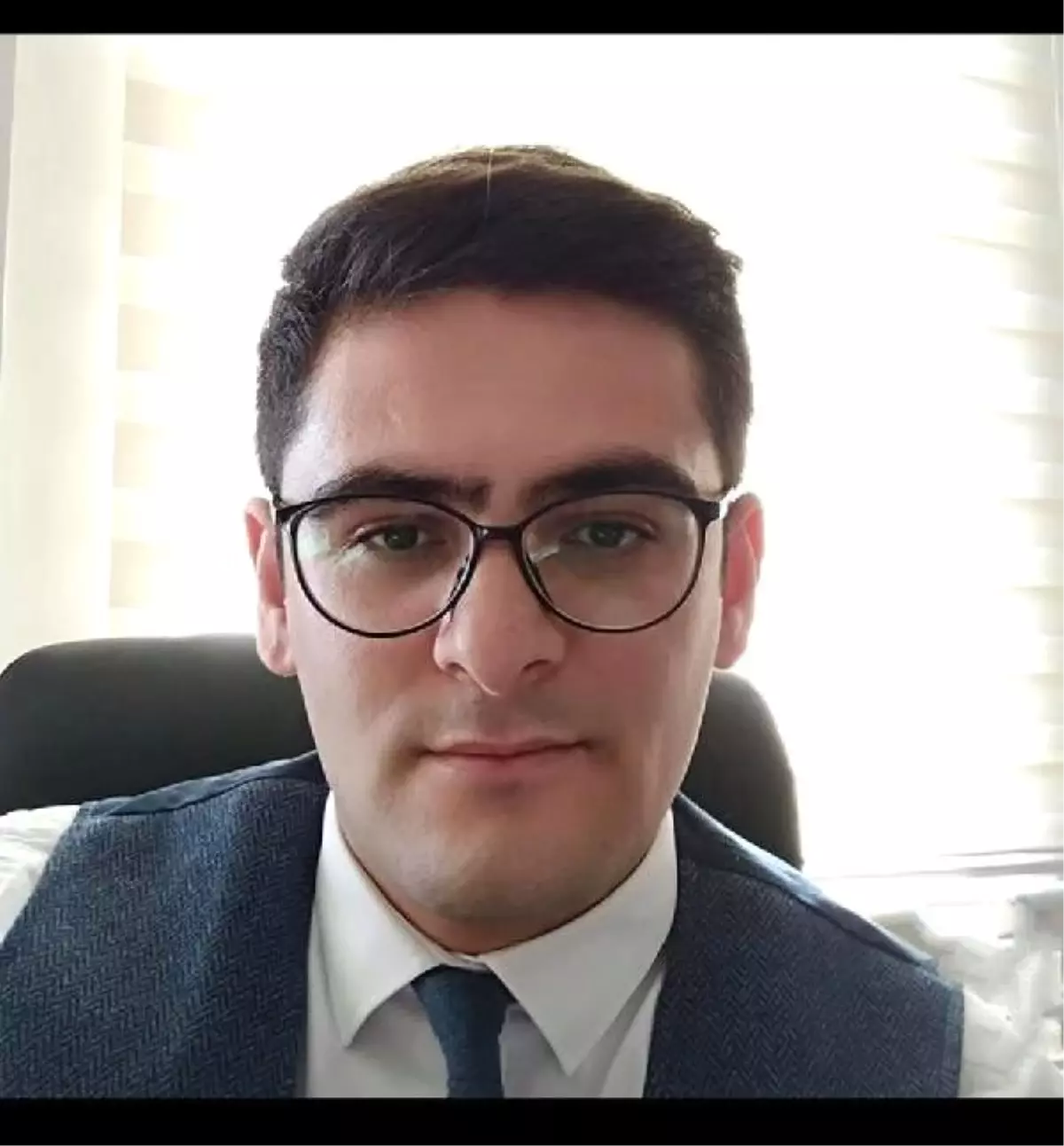 Vergi müfettişi, askerden dönerken kazada öldü