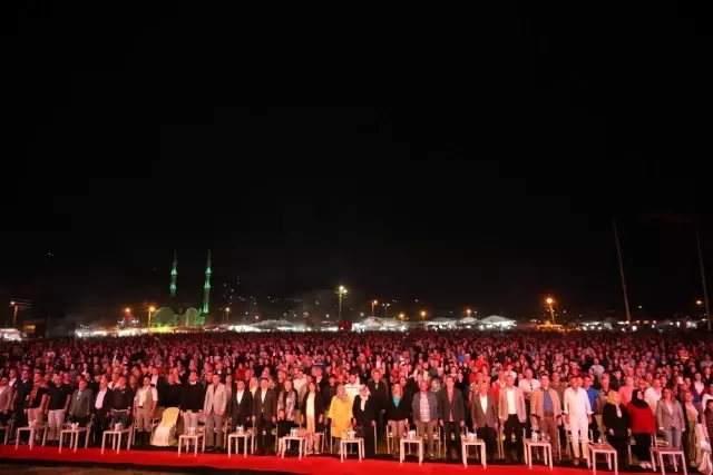 Alanya'da Hüsnü Şenlendirici ve Cengiz Kurtoğlu rüzgarı Alanya'da Hüsnü Şenlendirici ve Cengiz Kurtoğlu rüzgarı
