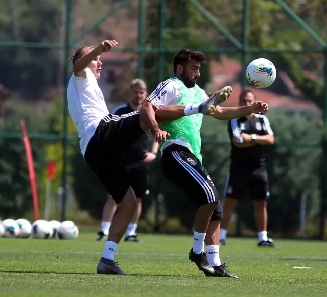 Beşiktaş, Riva'daki son antrenmanını yaptı Beşiktaş, Riva'daki son antrenmanını yaptı