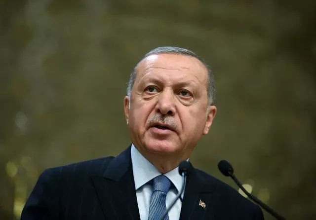 Cumhurbaşkanı Erdoğan'dan Süleyman Arif Emre'nin oğluna taziye telefonu