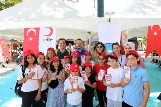 Eyüpsultan'da 150 ünite kan toplandı Eyüpsultan'da 150 ünite kan toplandı