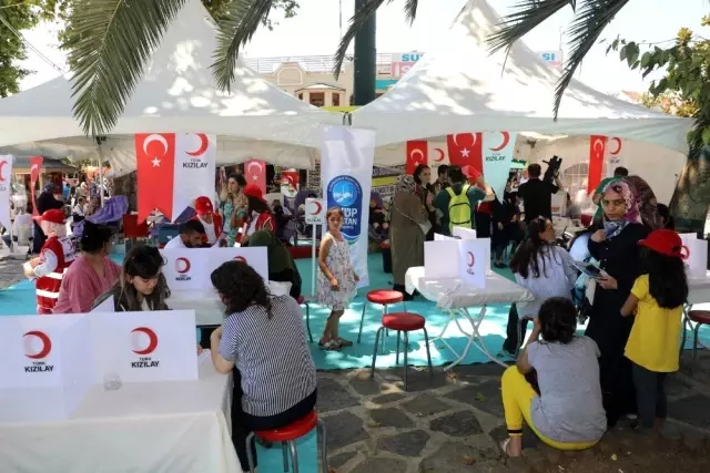 Eyüpsultan'da 150 ünite kan toplandı Eyüpsultan'da 150 ünite kan toplandı