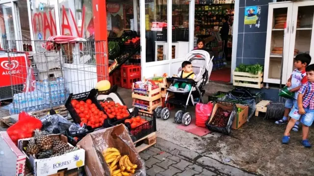 Hırsızlığın yaşanmadığı ilçede esnafın ürünleri gece gündüz dışarıda Hırsızlığın yaşanmadığı ilçede esnafın ürünleri gece gündüz dışarıda