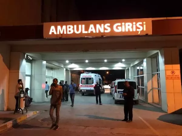 Muş'taki kazada annesi ve kardeşi ölen Esmanur da yaşamını yitirdi