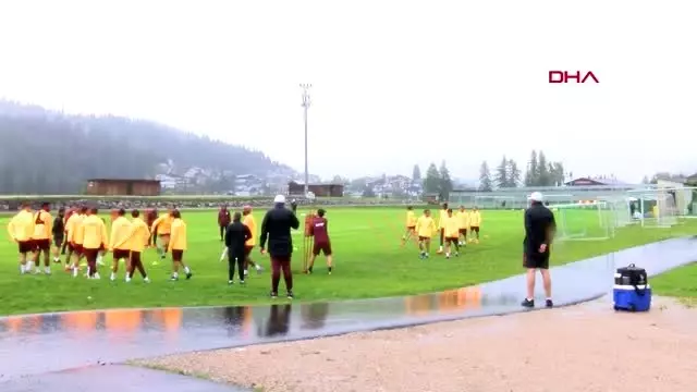 SPOR Galatasaray'da kıran kırana antrenman SPOR Galatasaray'da kıran kırana antrenman