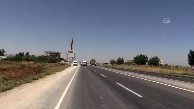 Suriye sınırına askeri sevkiyat Suriye sınırına askeri sevkiyat