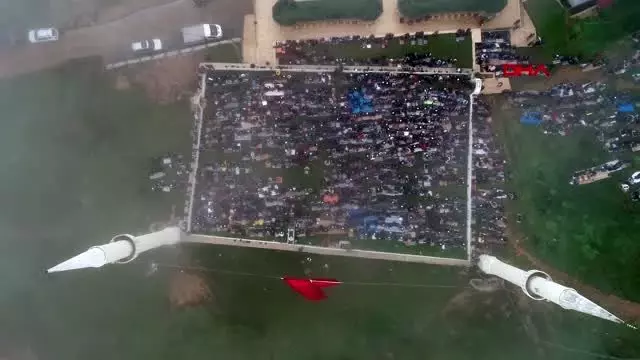 TRABZON 557 YILLIK ÜSTÜ AÇIK CAMİDE NAMAZ GELENEĞİ YAŞATILIYOR TRABZON 557 YILLIK ÜSTÜ AÇIK CAMİDE NAMAZ GELENEĞİ YAŞATILIYOR