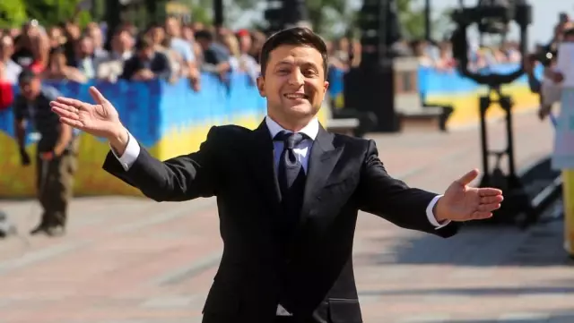 Ukrayna'da erken seçim: Zelenskiy görevdeki ilk 2 ayında neler yaptı?