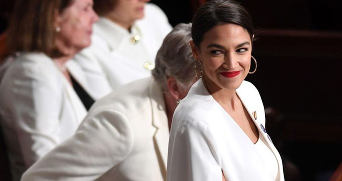ABD'li polis memurunun Facebook mesajı: Ocasio-Cortez'in vurulması lazım