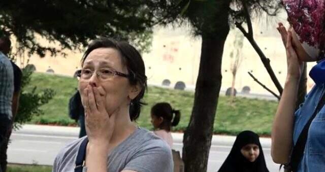 Asansörde sıkışan yaşlı adam feci şekilde hayatını kaybetti!