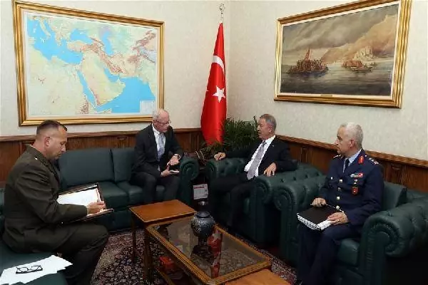 Bakan Akar, ABD'nin Suriye Özel Temsilcisi Jeffrey'i kabul etti