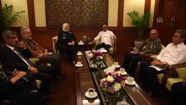 Bakan Zehra Zümrüt Selçuk, Endonezya İş Gücü Bakanı Dhakiri ile görüştü Bakan Zehra Zümrüt Selçuk, Endonezya İş Gücü Bakanı Dhakiri ile görüştü
