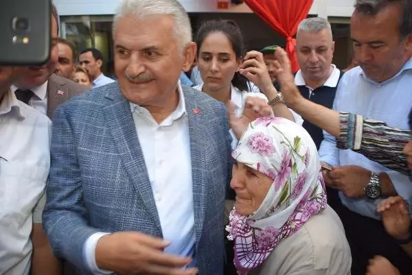 Binali Yıldırım: İzmir bizim gönlümüzdedir (3) Binali Yıldırım: İzmir bizim gönlümüzdedir (3)