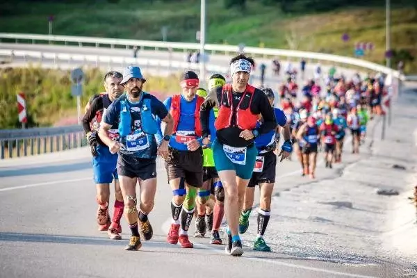 Bursa'da maraton heyecanı sona erdi Bursa'da maraton heyecanı sona erdi