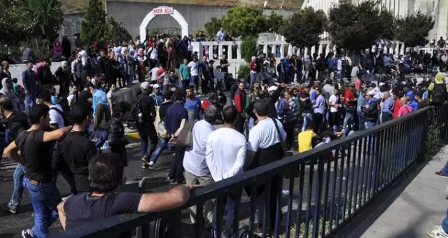 İstanbul Valiliği Suriyelilere 20 Ağustos'a kadar süre verdi