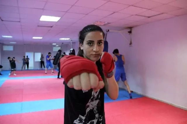 Kick Boksçu Gizem'in yeni hedefi, Avrupa şampiyonluğu