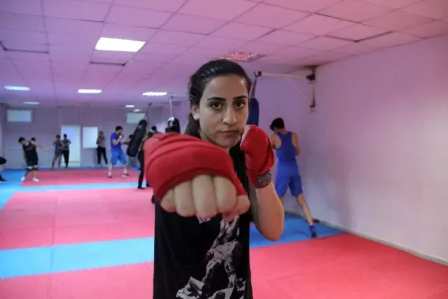 Kick Boksçu Gizem'in yeni hedefi, Avrupa şampiyonluğu