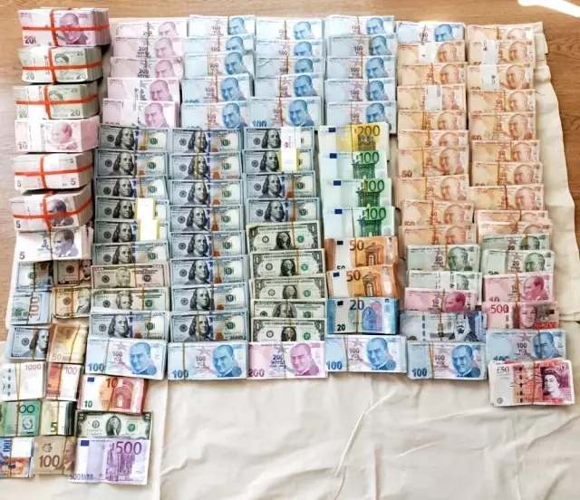 Konya merkezli 6 ilde 'sanal bahis' operasyonu Konya merkezli 6 ilde 'sanal bahis' operasyonu